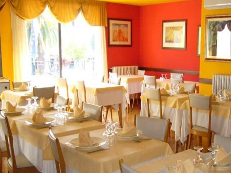 Park Hotel مونتيكاتيني تيرمي المظهر الخارجي الصورة