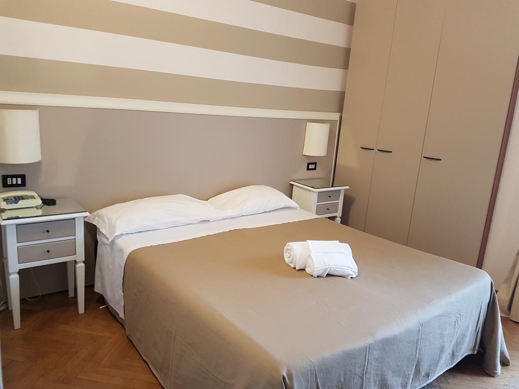 Park Hotel مونتيكاتيني تيرمي المظهر الخارجي الصورة